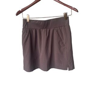Quince Performance Tech Skort NWT S Gray